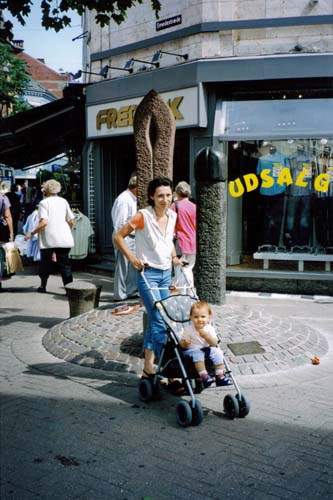 Dania 2001
