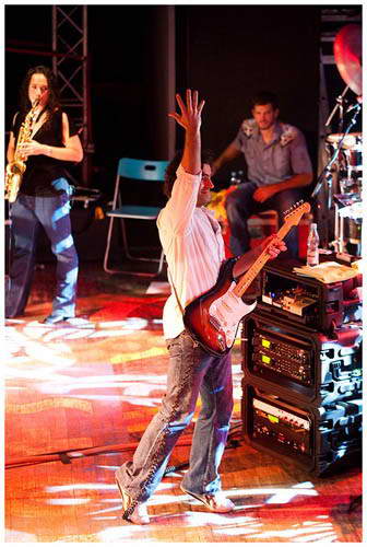 Zappa plays Zappa
